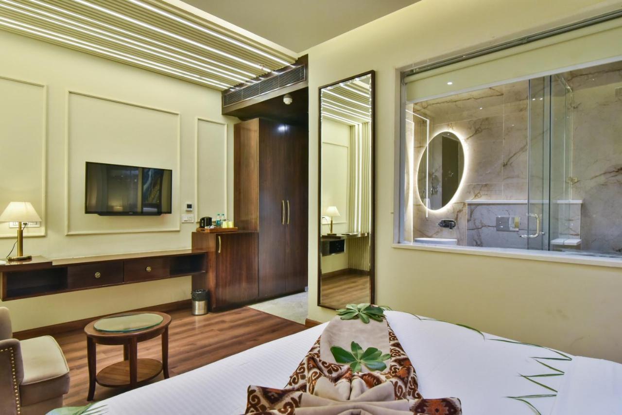 Hotel Br Grand With Nimo Club Amritsar -5 Mint From Golden Temple Dış mekan fotoğraf